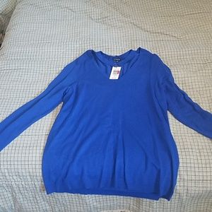 Torrid Size 1 v neck long sleeve